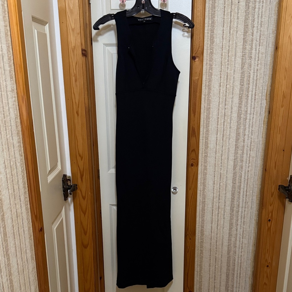 Betsey Johnson Black Sleeveless Maxi Dress